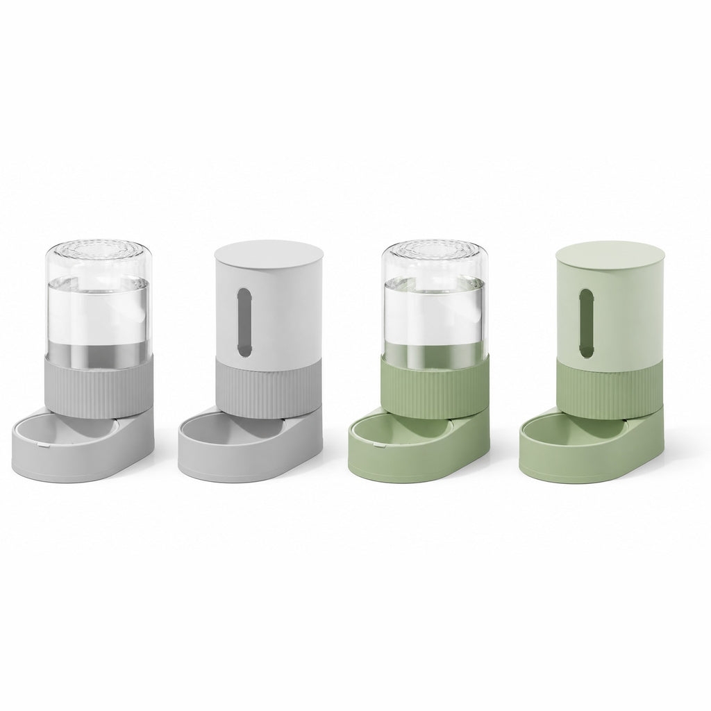Les quatre versions du distributeur gravitaire : eau et croquettes, en gris et en vert